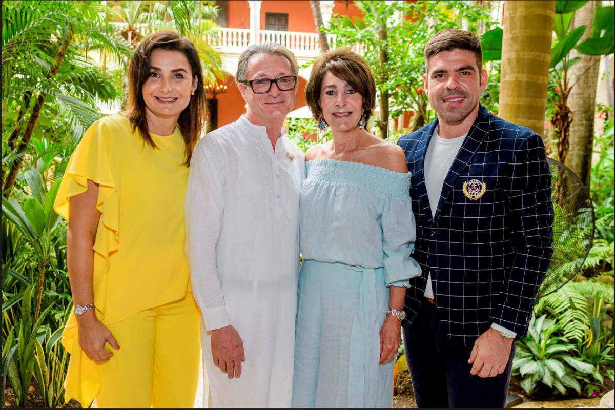 Jackeline Campo, Juan Pablo Estrada, Carmiña Villegas e Isaac Ricardo.
