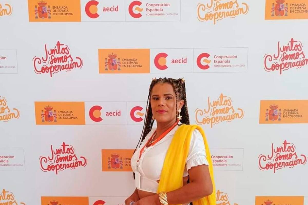 Les hace “más llevadera” la vida: Koral arma de valor a las mujeres trans