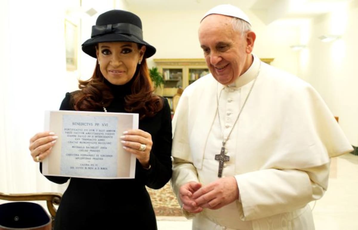 El papa Francisco con la presidenta argentina Cristina Fernández.