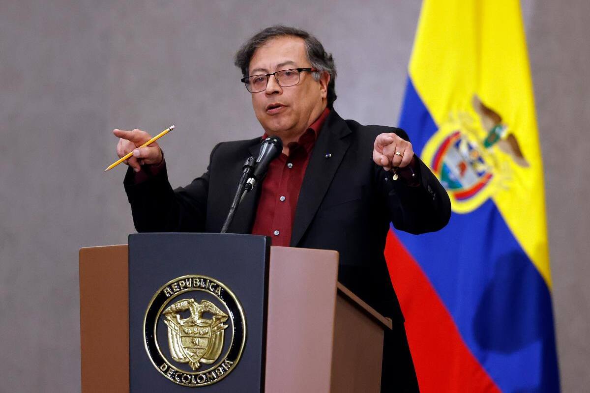 Petro pide a la OEA actuar ante el “golpe de Estado” que sucede en Guatemala