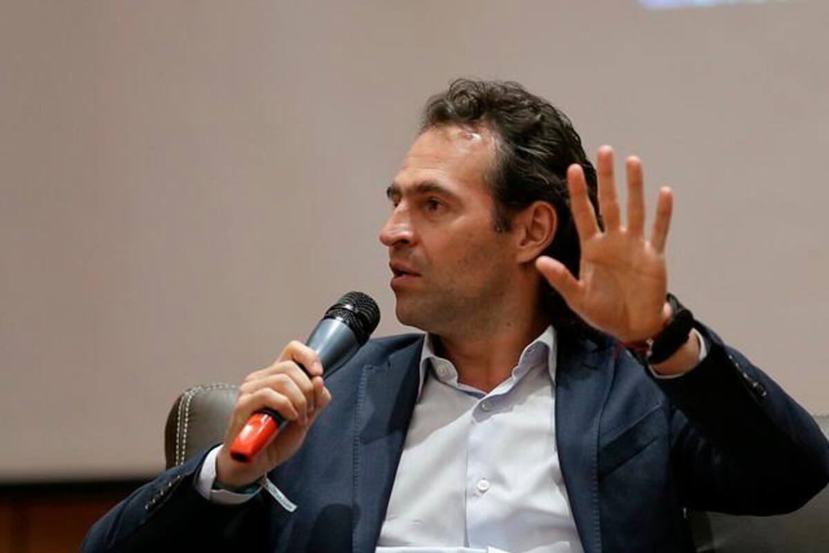 “Petro parece como si no se hubiera desmovilizado”: Federico Gutiérrez