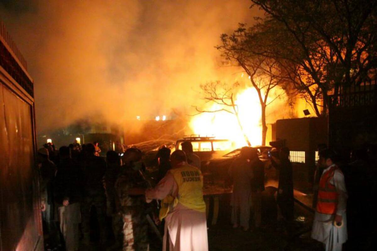 Bomba en hotel en Pakistán deja al menos 5 muertos