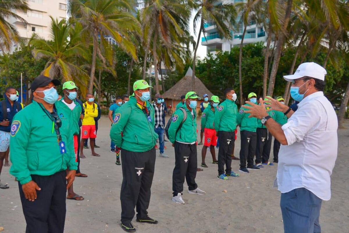 Los salvavidas de Cartagena ya tienen contratos para este año