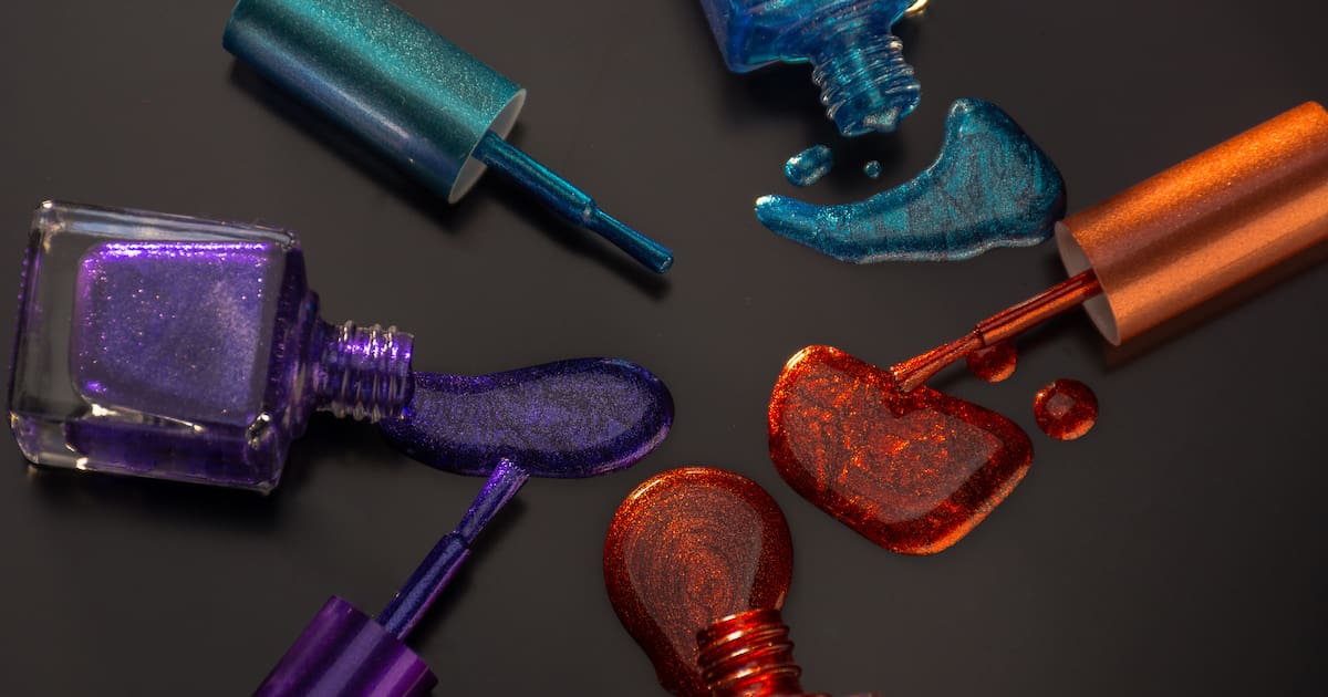 El diseño de uñas en tendencia que podría complicar una resonancia magnética