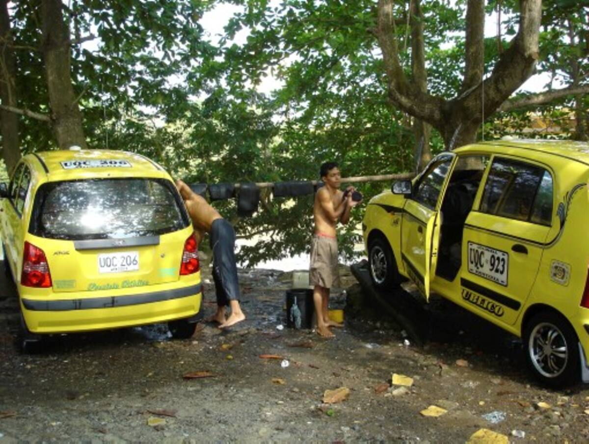 La Corte Constitucional frenó desalojo de los lavaderos de carros que funcionan a la orilla del río Sinú
