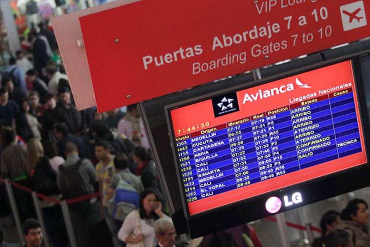 Avianca seguirá operando vuelos nacionales desde el Terminal Puente Aéreo de Bogotá. ARCHIVO