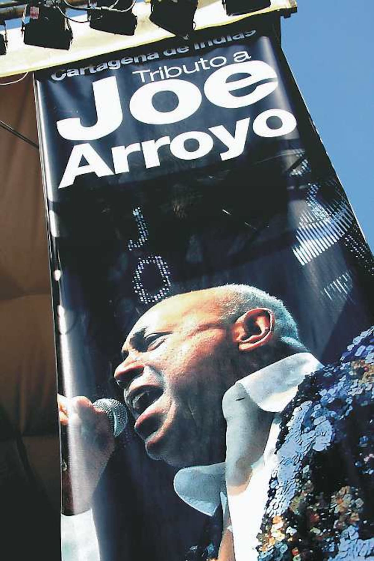 Libro basado en la vida de Álvaro Arroyo.