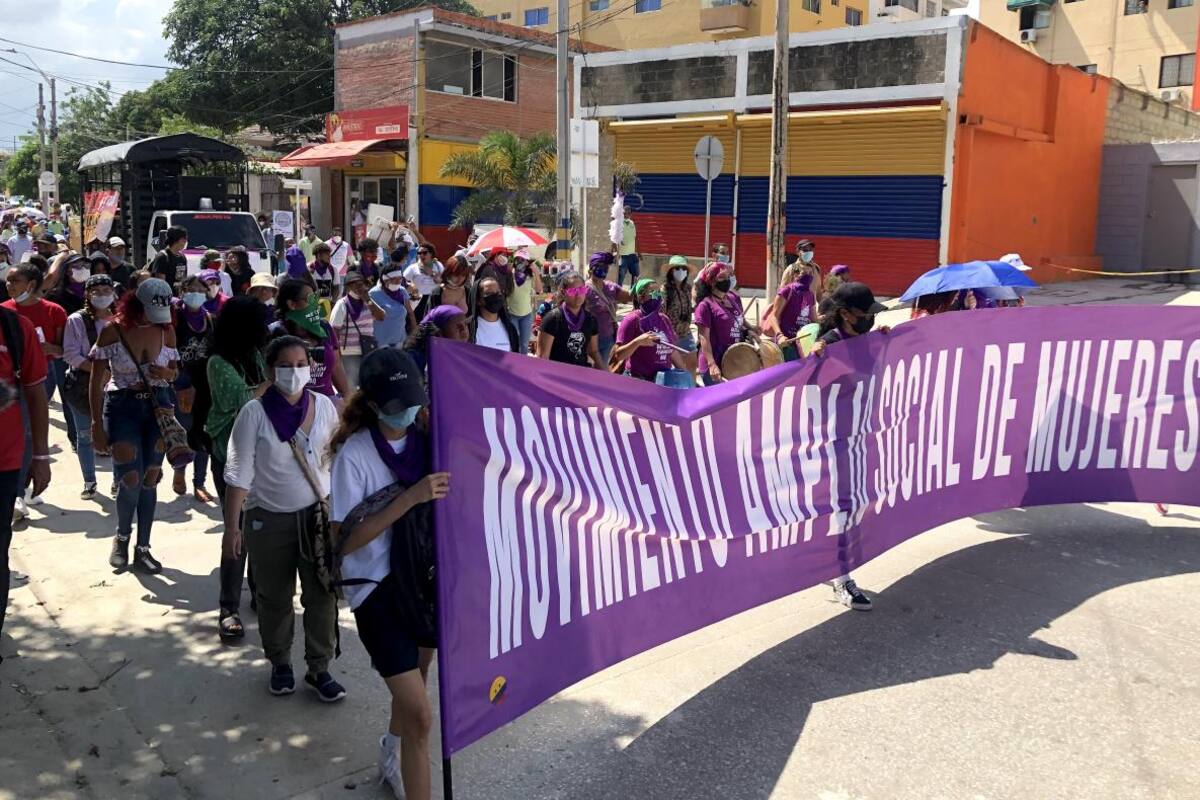 Las mujeres del Atlántico marcharon para decir no a la violencia