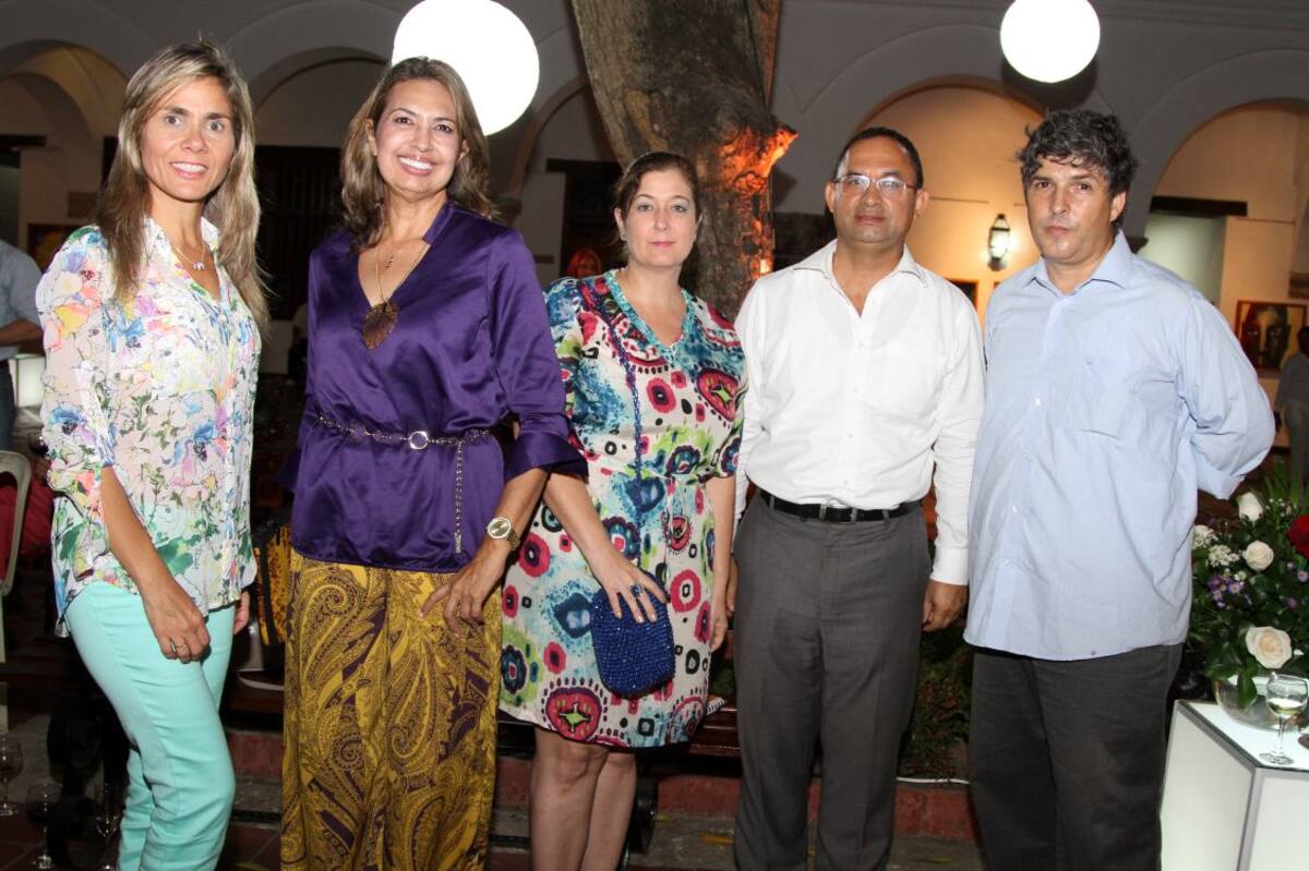 Ana María Piñeres, Margarita De Los Ríos, Niurka Rignack, Luis Flórez, Lucas Posada.