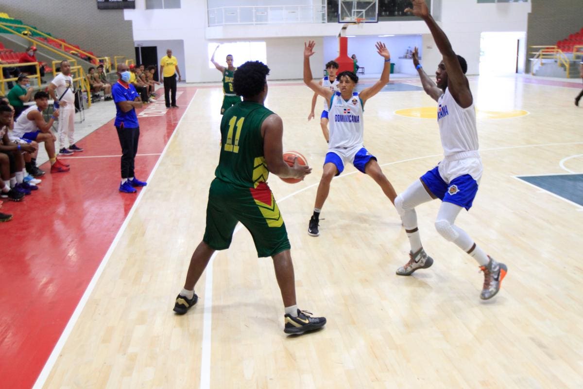 Positivo fogueo de Bolívar ante República Dominicana en básquet