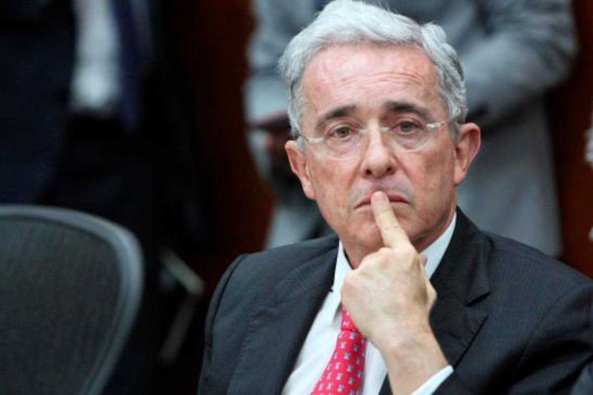 Audiencia de preclusión contra Álvaro Uribe se retomará en 2022