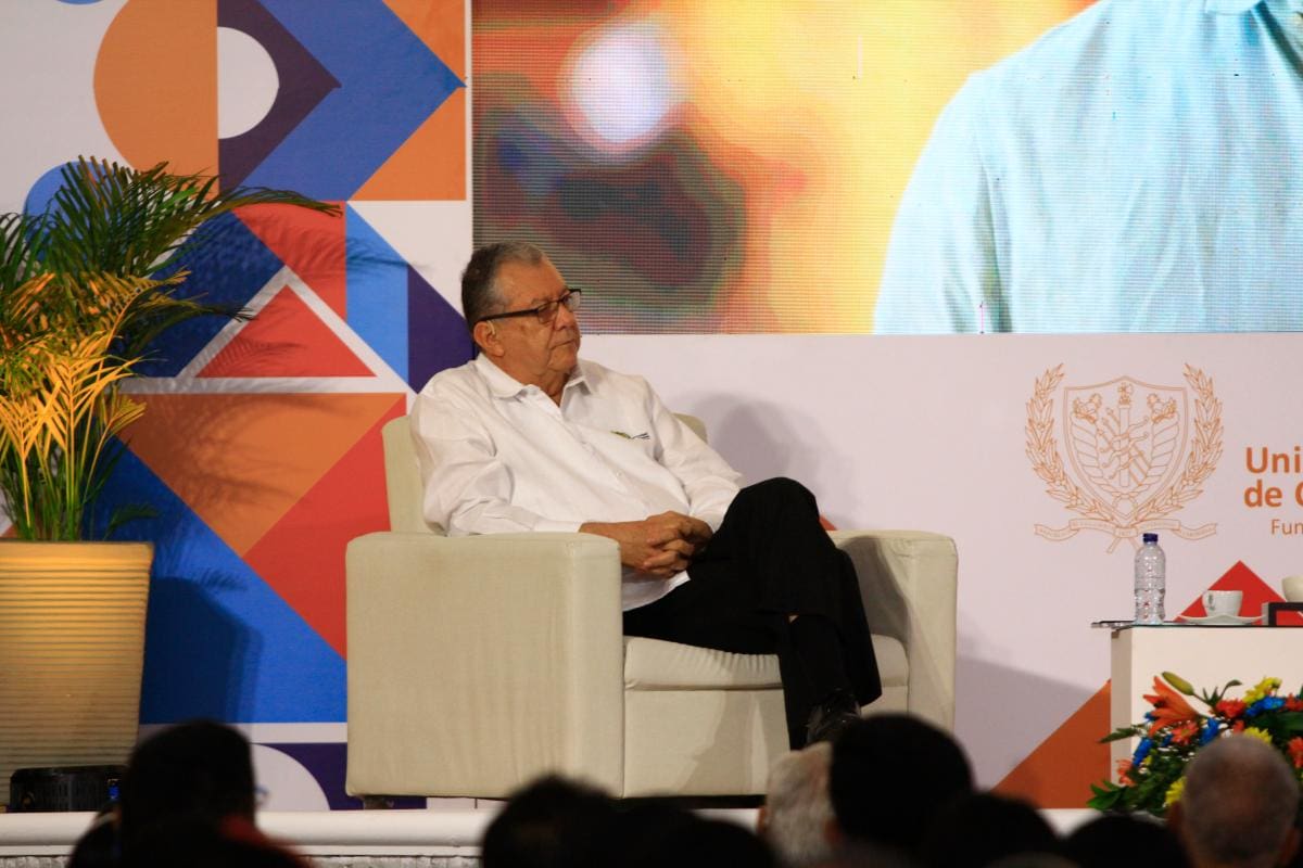 Rector de la UdeC responde a polémica por presunta corrupción dentro de la universidad