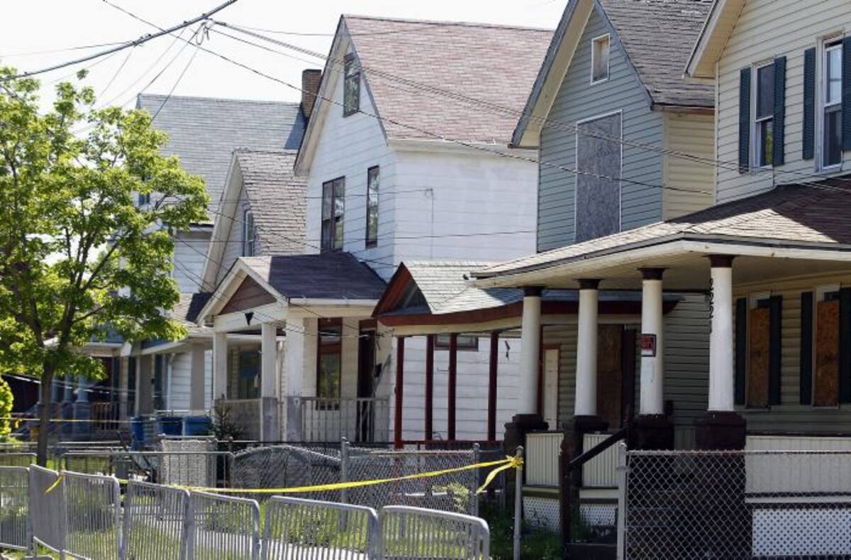 Casa donde Ariel Castro tenía cautiva a las tres mujeres. AP