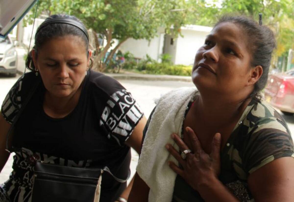 Los parientes de Jaider Salazar dicen que un sujeto con el que tenía líos le dio dos balazos y lo hirió con un machete.