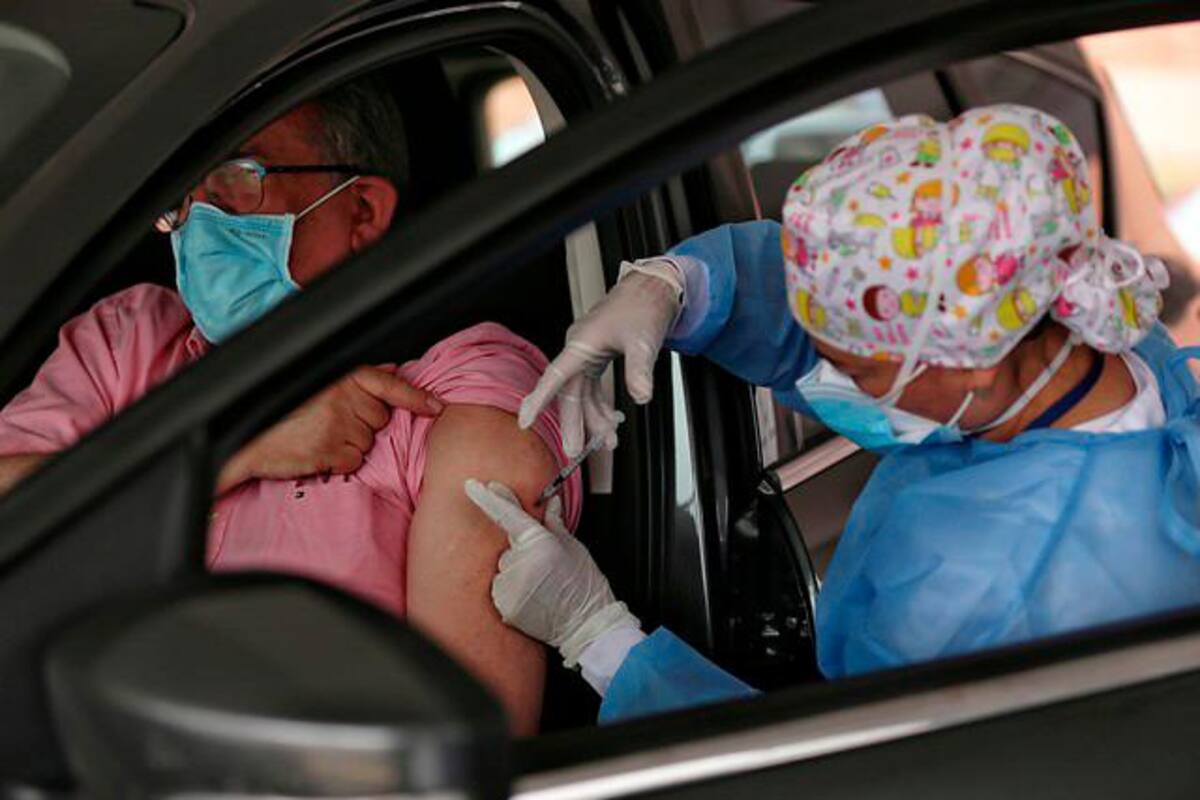 Población de 50 a 59 años será vacunada desde la tercera semana de mayo