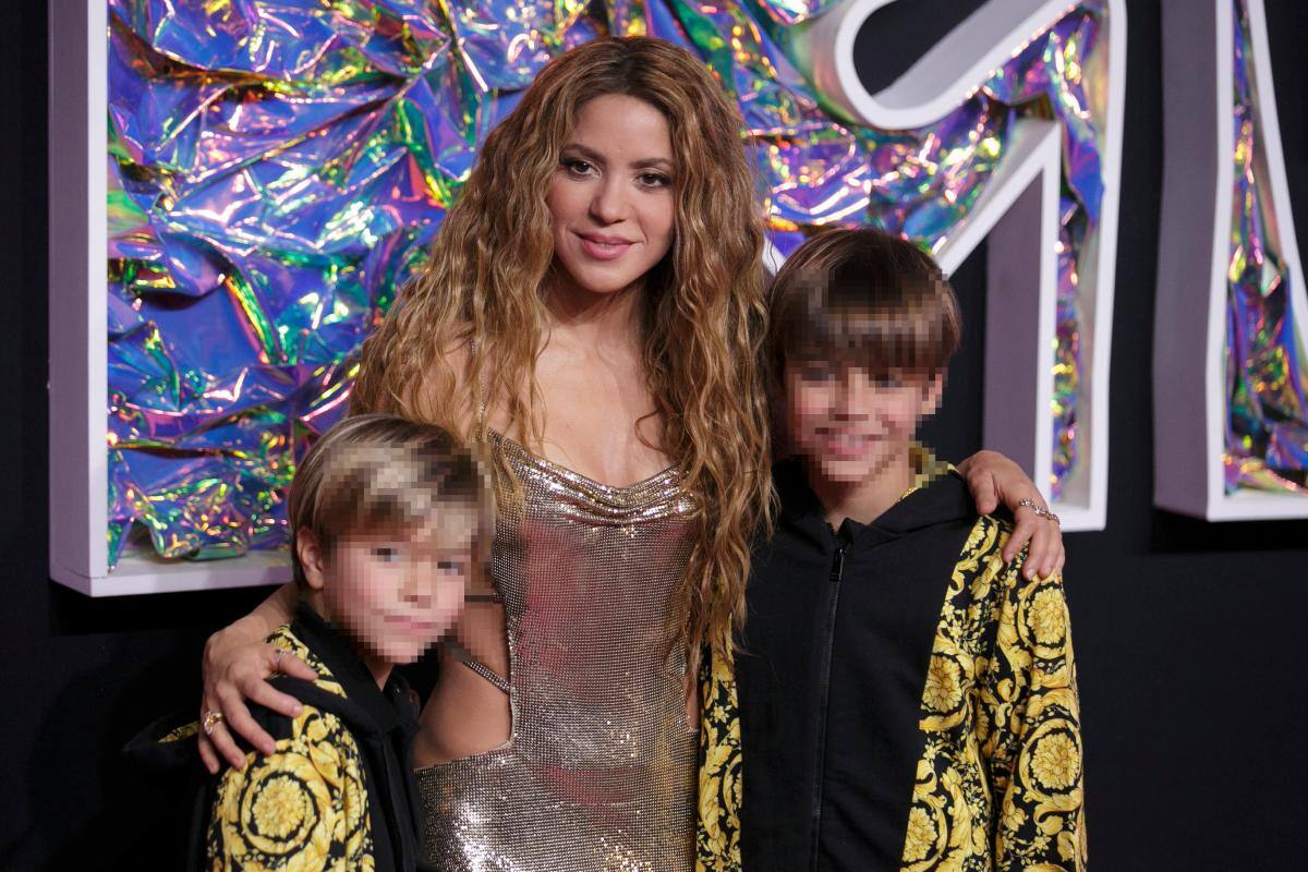 Video: ¡Qué sabor! Hijo de Shakira bailó “La pollera colorá” en su colegio