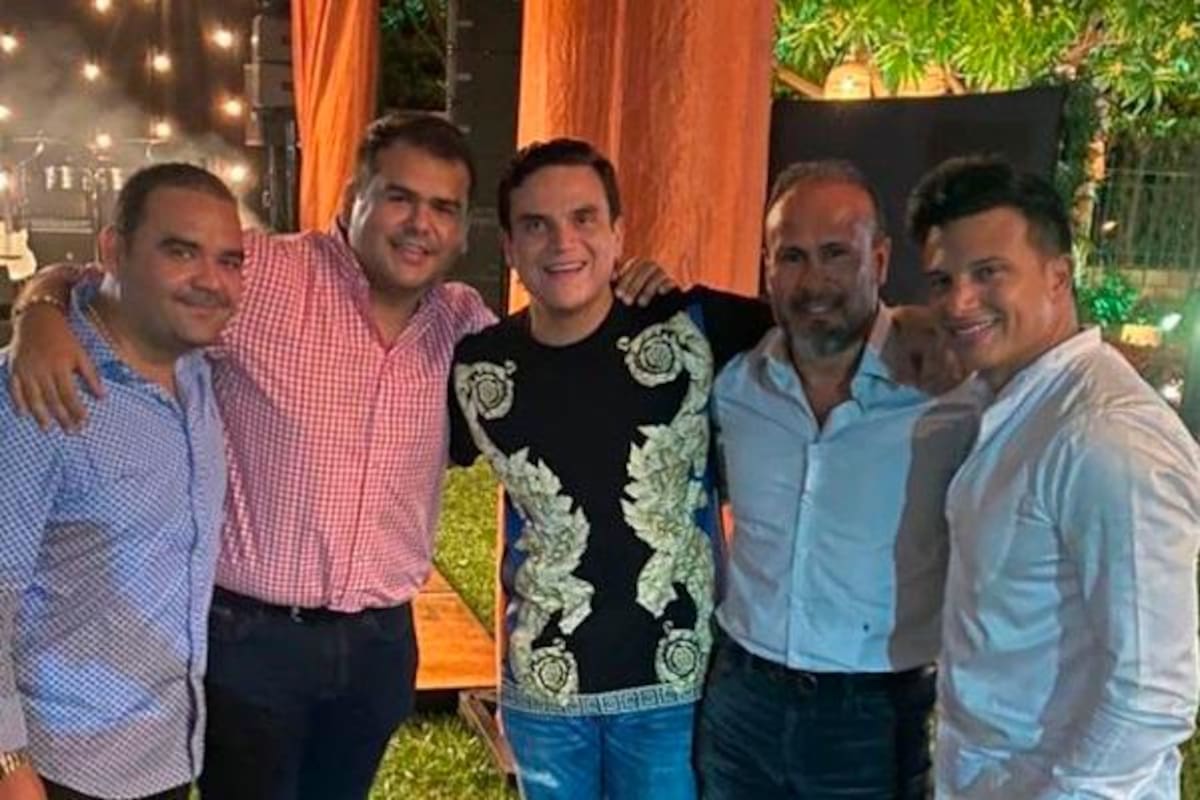 El comentado reencuentro de Silvestre Dangond y su hermano Cayito