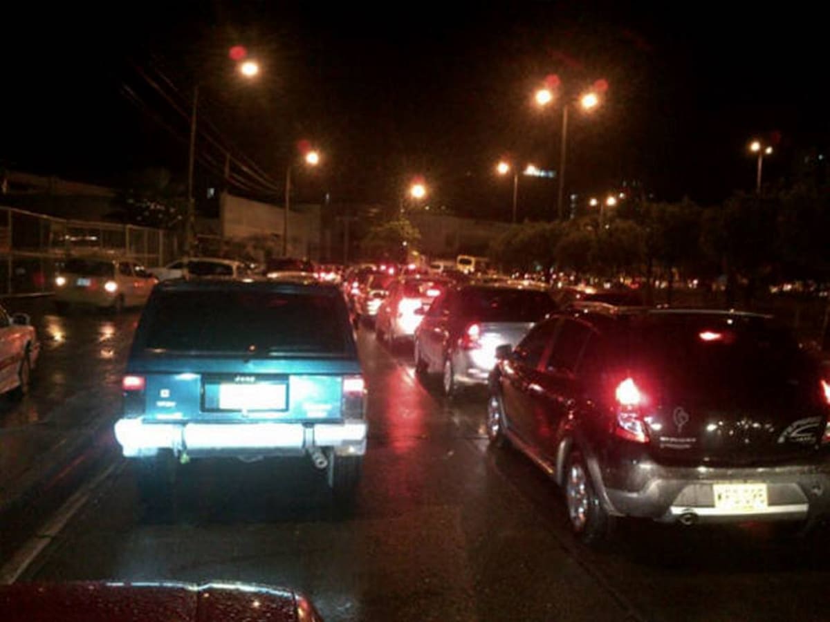 Trancón en la avenida el Lago Cortesía