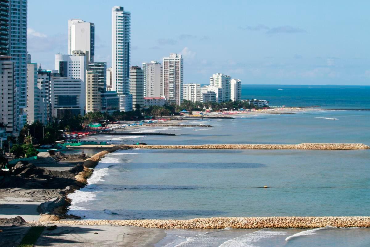 Hay alerta por aumento de la altura del oleaje y fuertes vientos en Cartagena