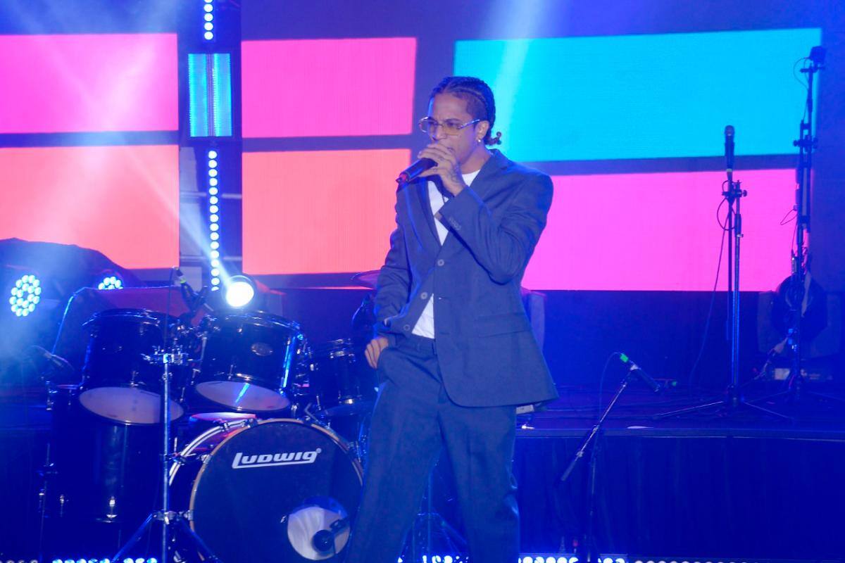 Bayron ‘La Nota’ es el ganador del concurso musical “Abajo los corruptos”
