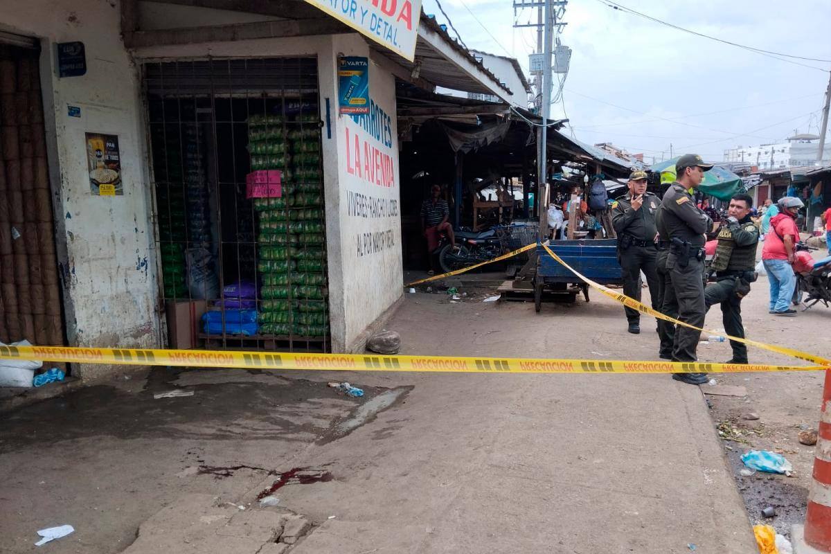 Sicariato en Bazurto: balean a hombre que compraba en negocio de abarrotes