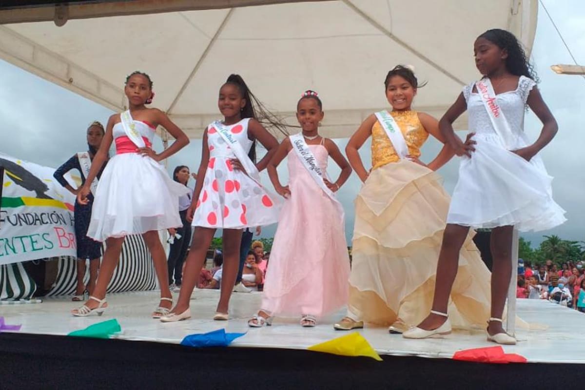 La Boquilla coronó a su reina infantil en las Fiestas del pescador