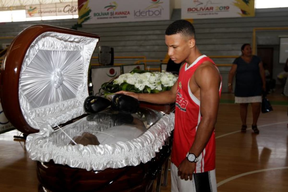 Boxeadores vieron en "Rocky" a uno de los grandes ídolos del boxeo colombiano. Julio Castaño/El Universal