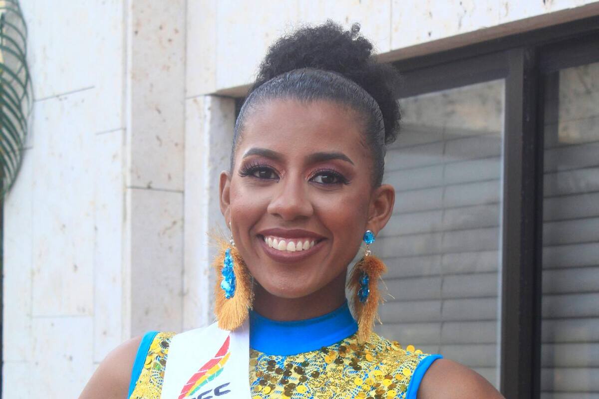 Ella es Julia Barrio, la candidata de San José de los Campanos al Reinado de la independencia