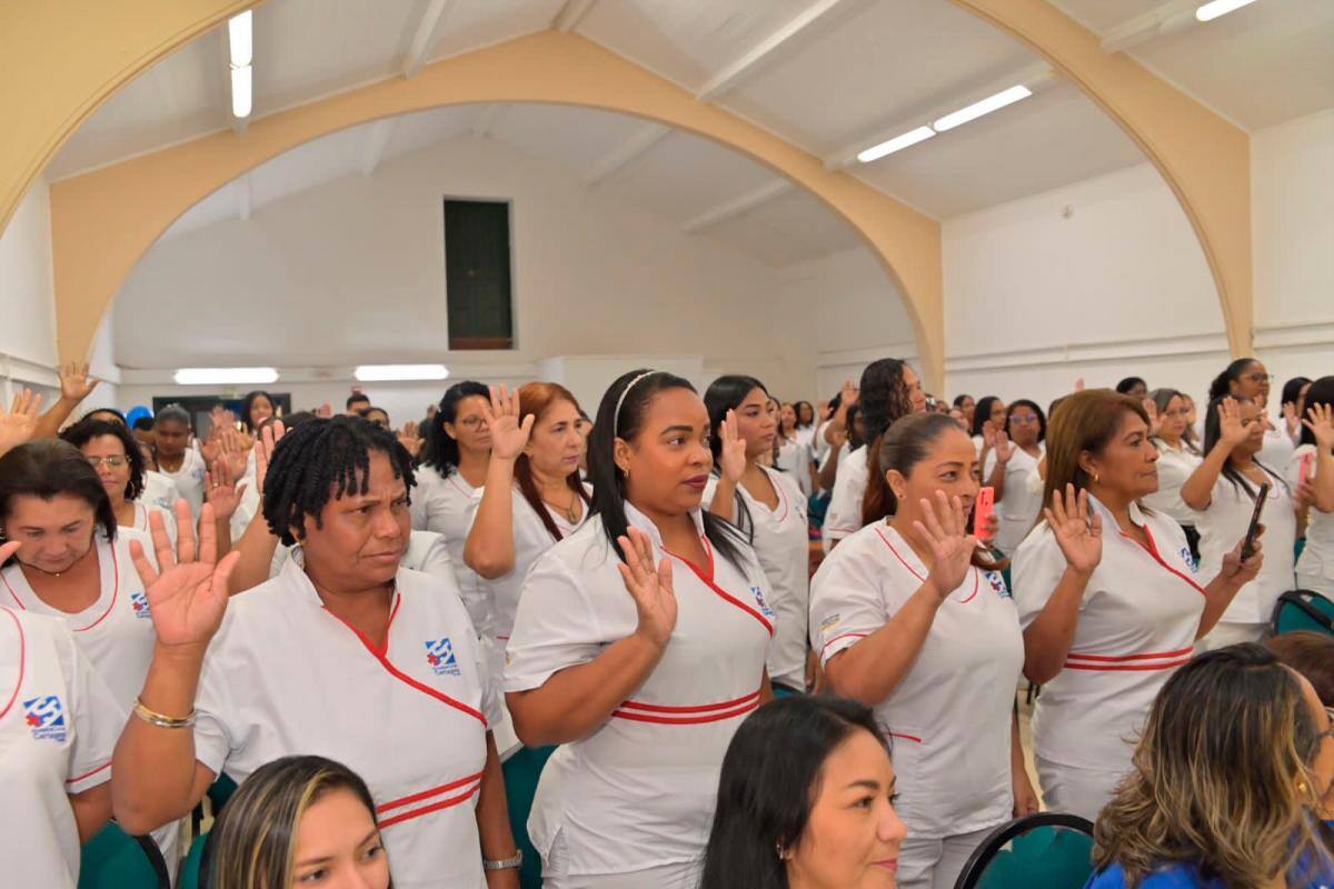 Formalizan la vinculación laboral de 102 trabajadores a la ESE Hospital Local