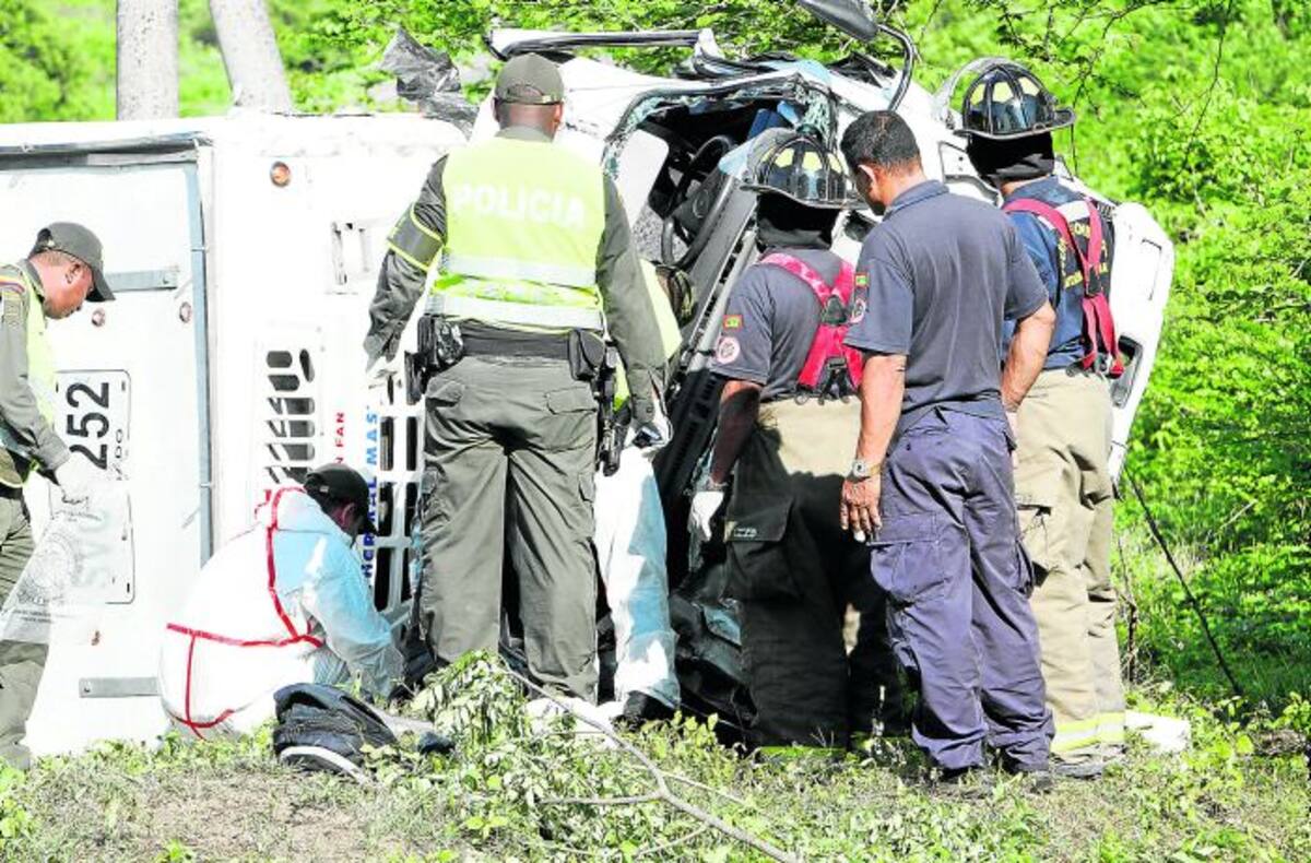 El accidente ocurrió frente a la entrada de Rocha, en jurisdicción de Arjona.