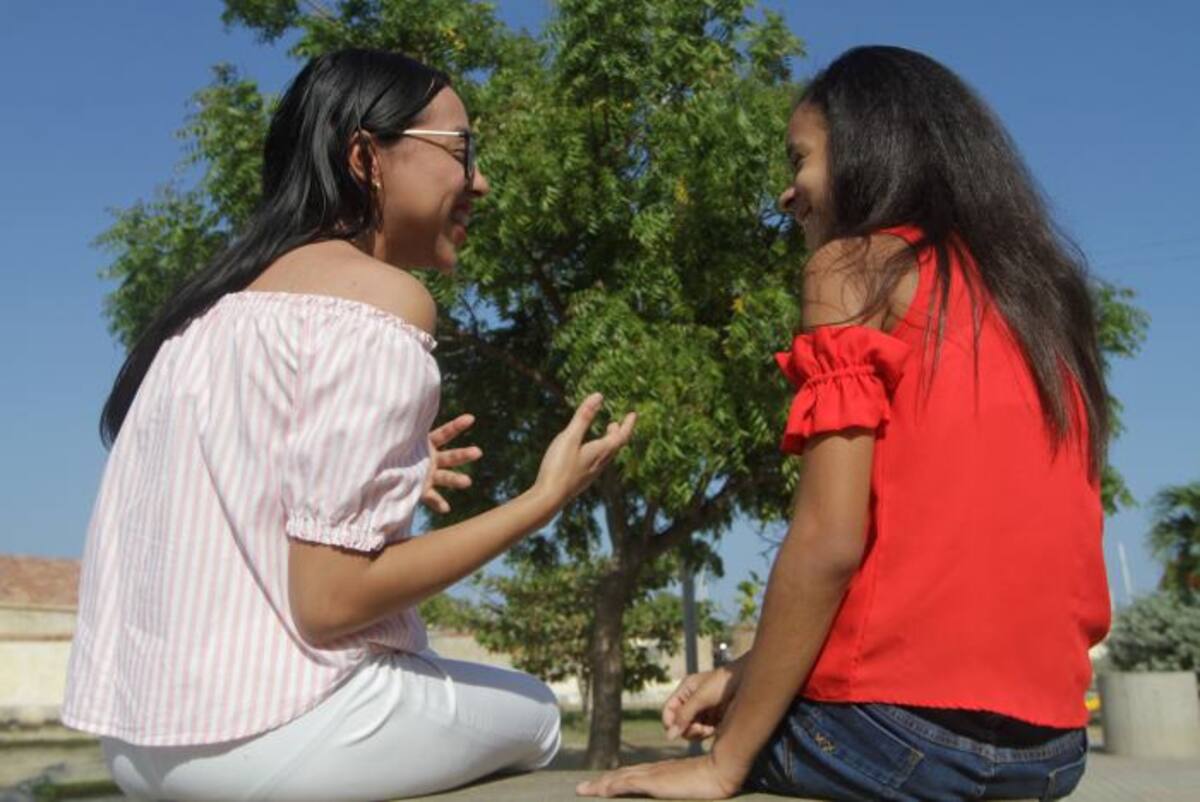 Las dos jóvenes sienten un cariño especial por la naturaleza y desde hace varios años luchan por el cuidado del ambiente en la ciudad. Julio Castaño