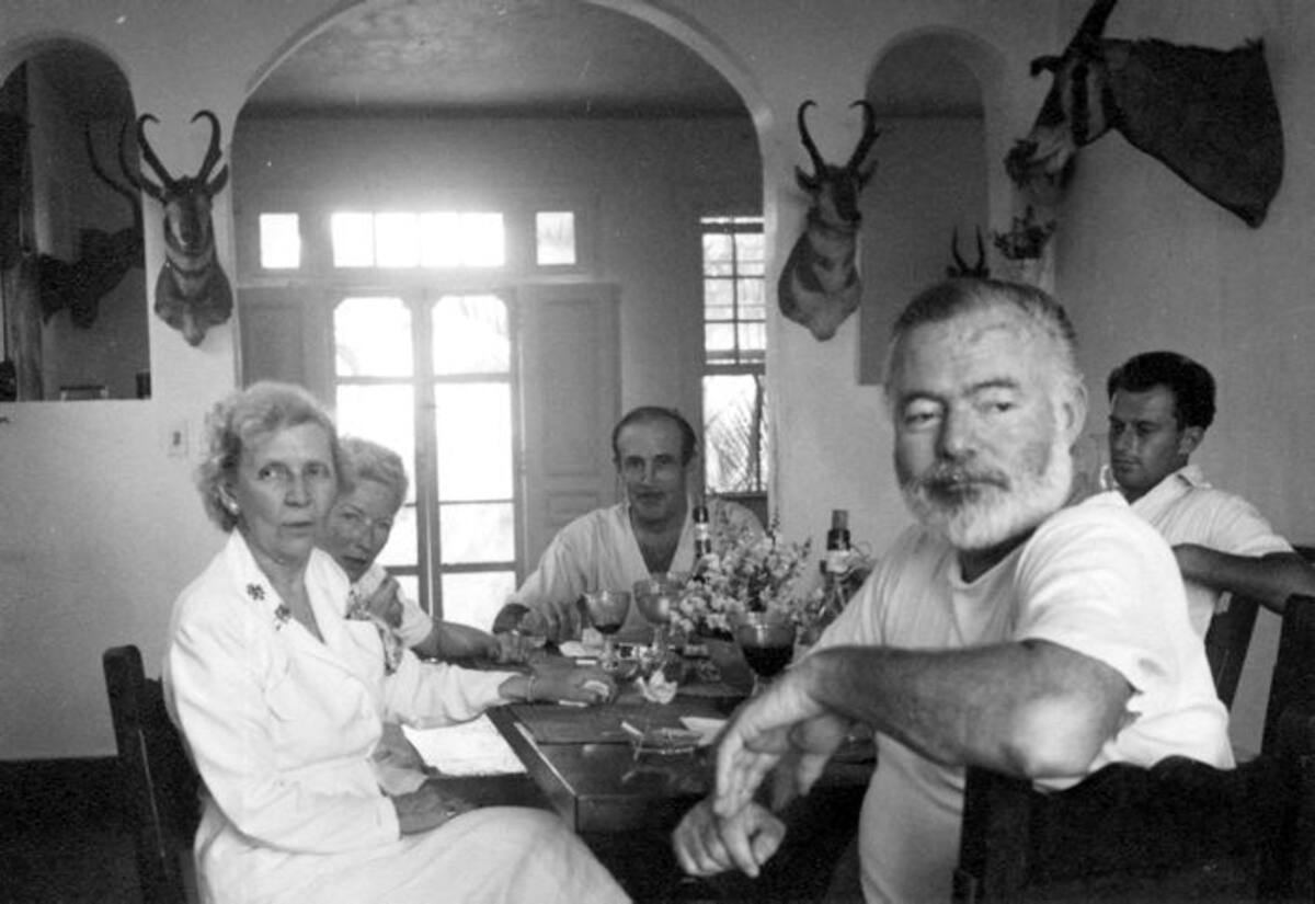 Ernest Hemingway dejó documentos valiosos en su casa de La Habana. AP