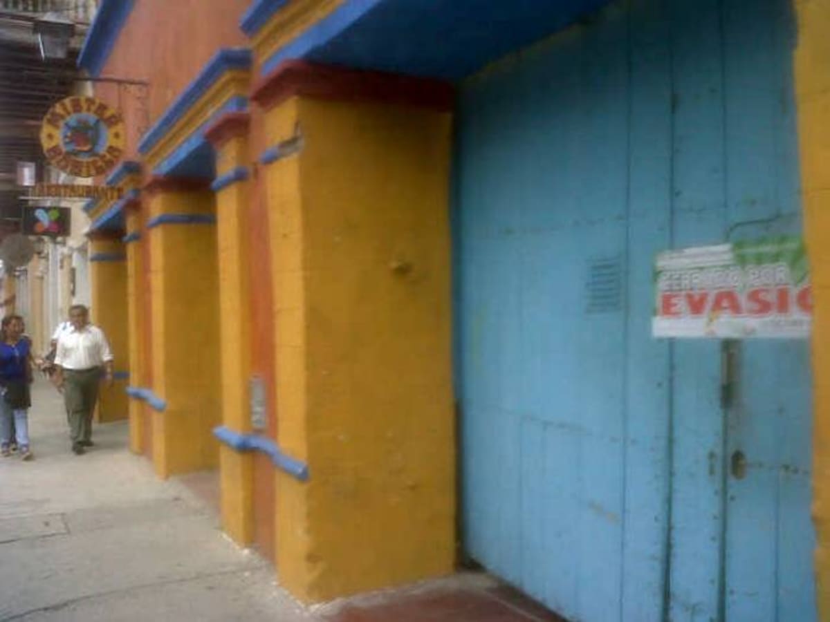 La discoteca MR. Babilla fue sellada hoy por la Dian a través de la resolución 06241201200072. CORTESÍA