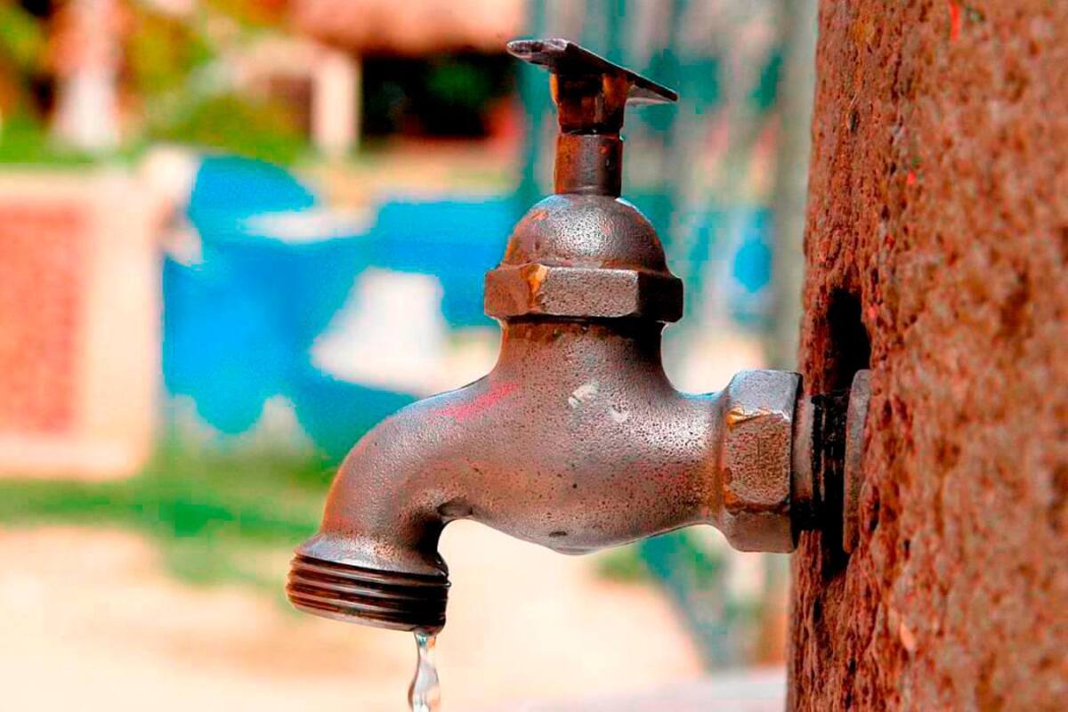 ¡Pilas! Daño en tubería deja a más de 80 barrios sin agua
