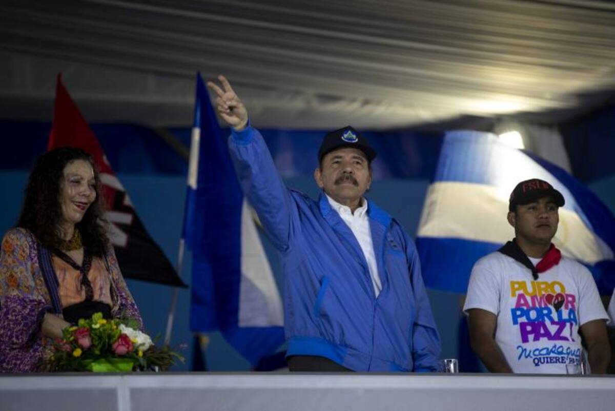El presidente de Nicaragua, Daniel Ortega, junto a la vicepresidenta de Nicaragua, su esposa Rosario Murillo. EFE Jorge Torres