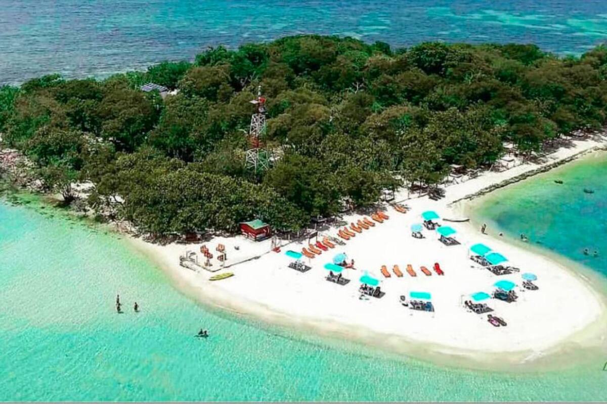 Polémico contrato en la Localidad 2 de Cartagena por exóticos viajes