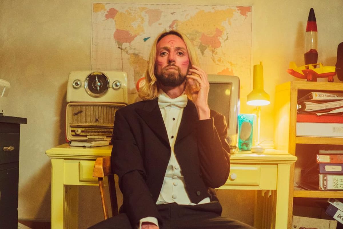 Esteman, propone matrimonio “Un día en París”