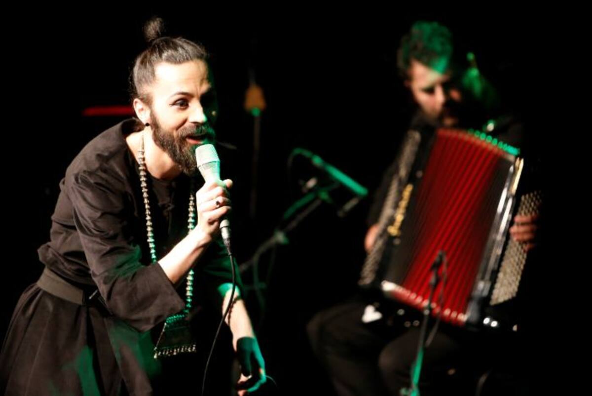 Bozo Vreco cantante travesti que triunfa en Bosnia. AP Amel Emric