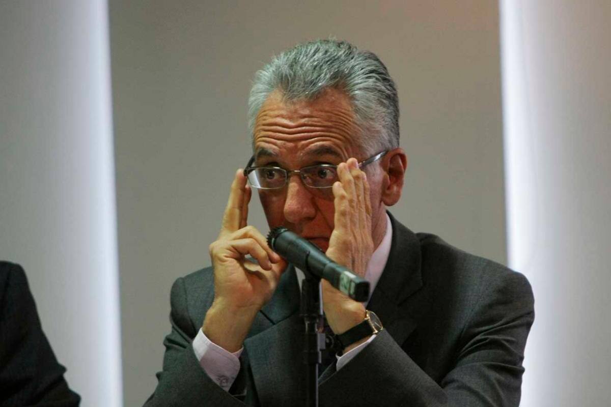 Ministro de Salud dice estar preocupado por intervención a Sanitas