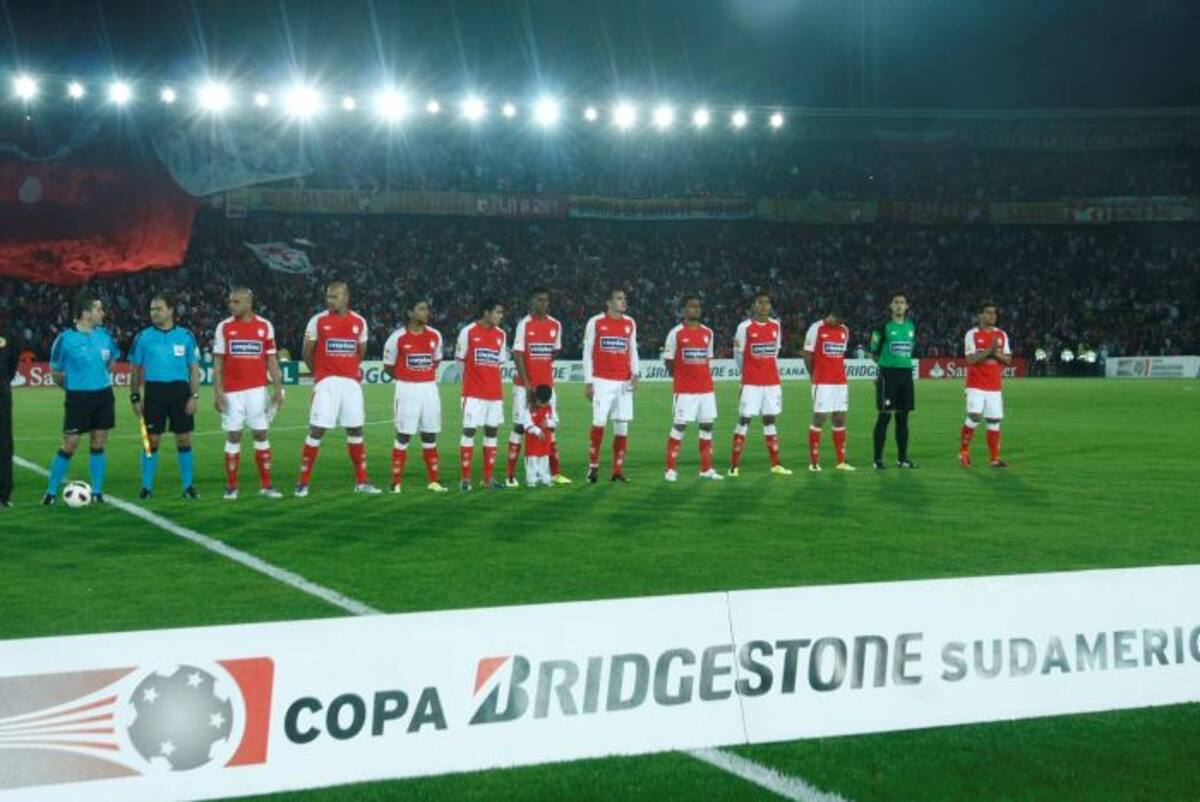 Independiente Sante Fe en una de sus participaciones en la Copa Sudamericana. COLPRENSA