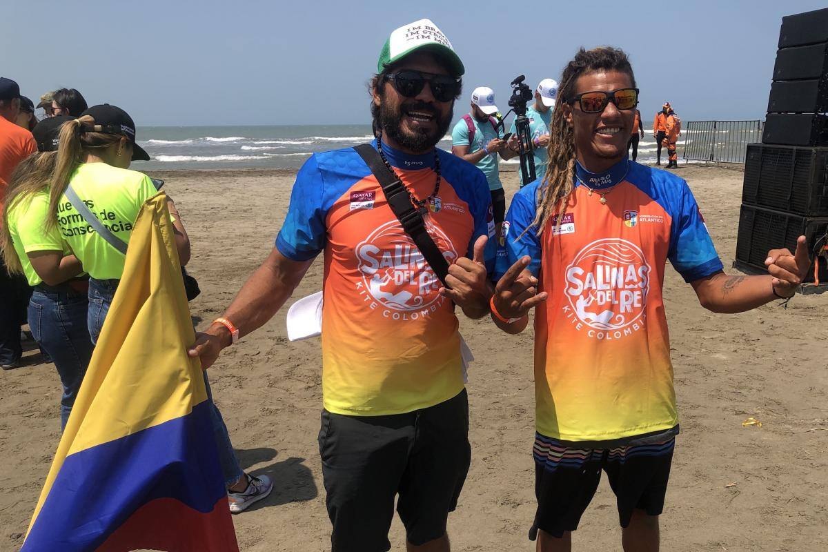 Dos cartageneros representan a Colombia en Parada Mundial de Kitesurf
