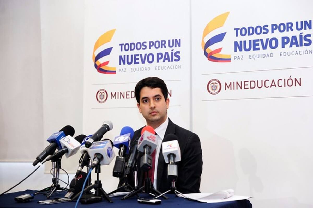 El viceministro de Educación, Víctor Saavedra. COLPRENSA