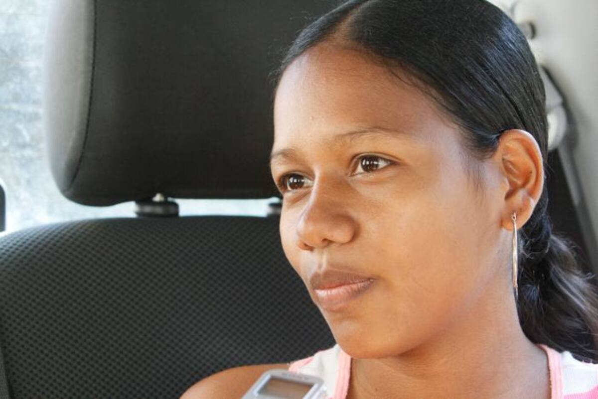 Darlis Fernández espera que Comfamiliar gestione pronto el traslado de su hija. Julio Castaño// El Universal