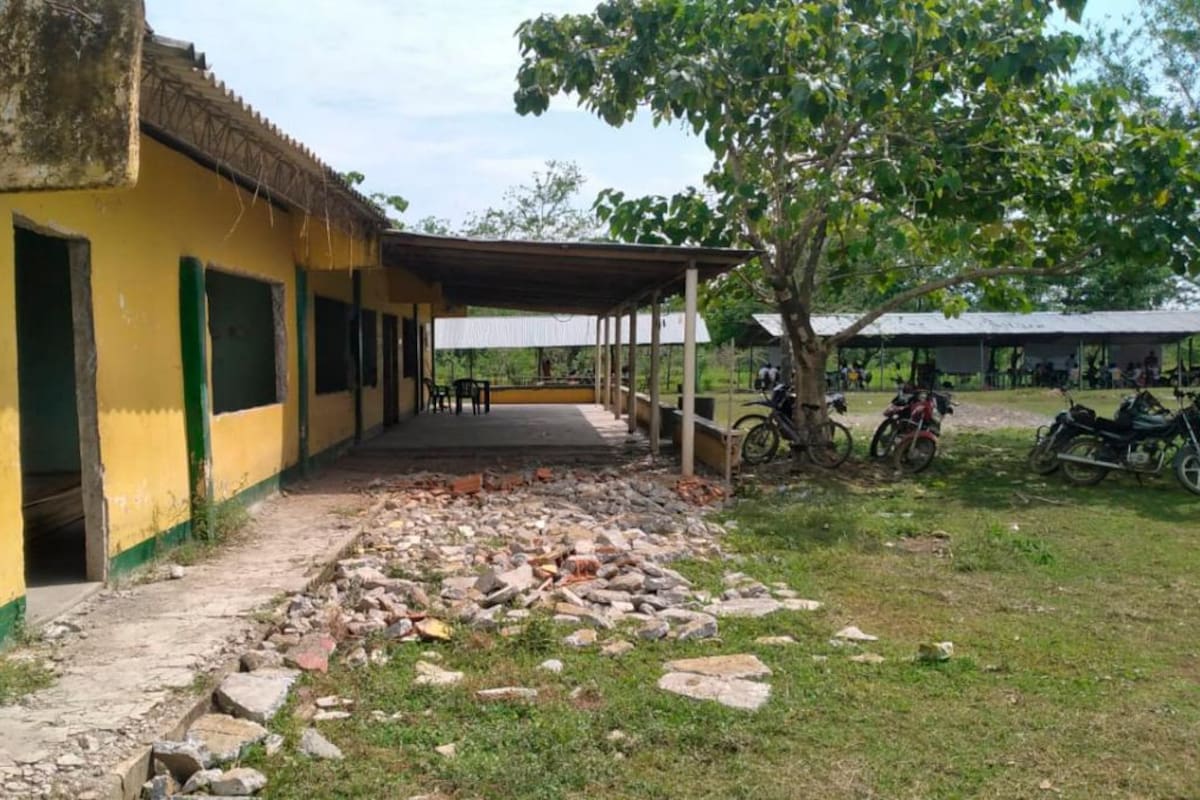 San Jacinto del Cauca exige docentes e inversiones