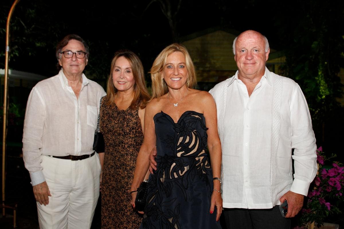 Héctor García, Martha Abondano, Jeanette Bibliowicz y Jacky Bibliowicz.//Foto: Luis Eduardo Herrán - El Universal.
