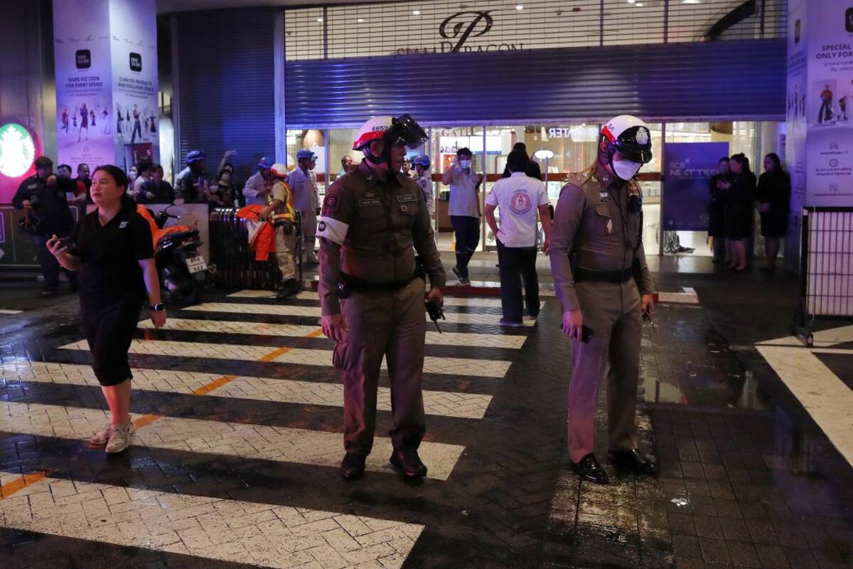 Detienen a cuatro personas mas por el tiroteo del centro comercial de Bangkok