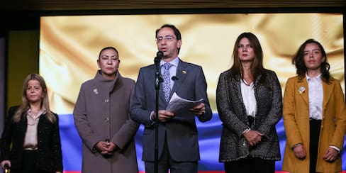 ¿Qué pasa si se suspende el empalme entre gobiernos? Esto dice la ley tras decisión de De la Espriella