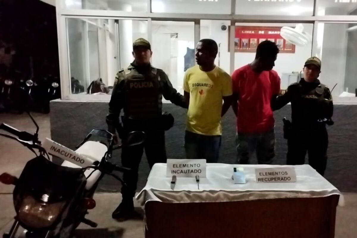 Cámara grabó a ladrones robándole a vendedora ambulante en San Fernando