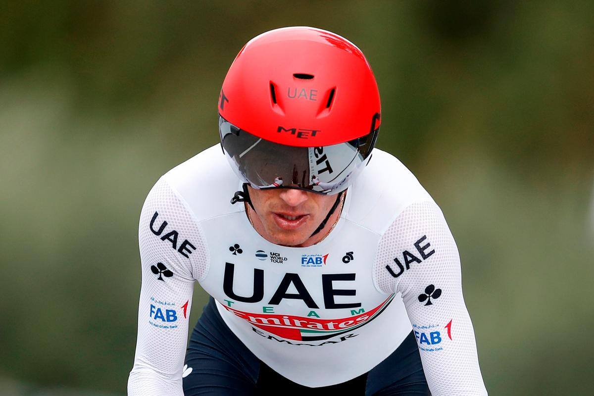 Fabio Aru y el colombiano Sergio Henao referencias del Qhubeka