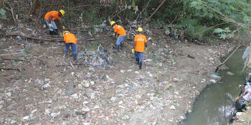 Comenzó la segunda fase de limpieza en varios canales de Cartagena